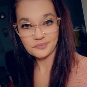 Meet your Posher, Sasha